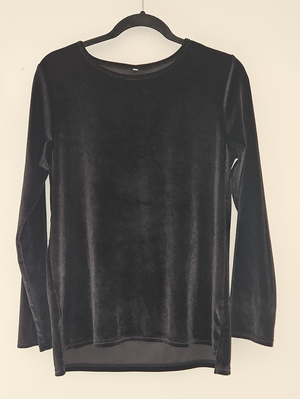 Black Velvet Long-Sleeve Women's Top